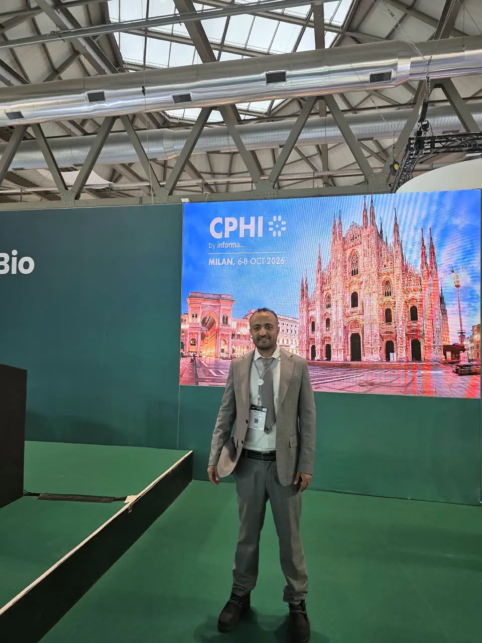 Nahbal Pharma representative in front of the CPHI Milan display